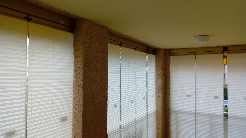 Cortinas de cristal113