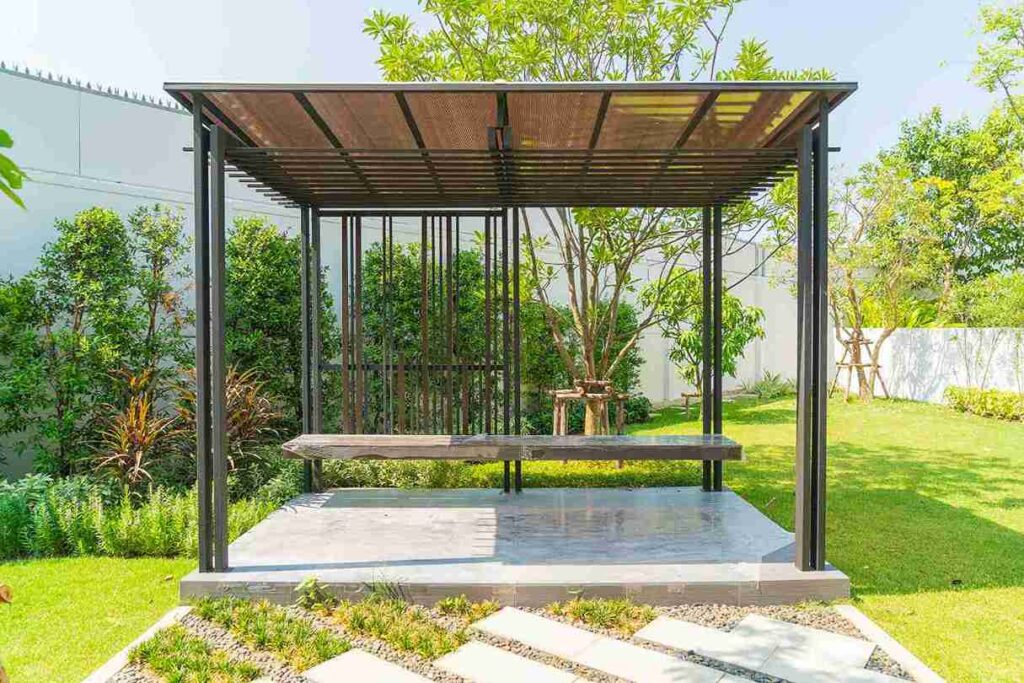 Diseno biofilico y natural con pergolas bioclimaticas 11zon
